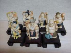 三鷹市にて七福神の象牙彫刻をお売りいただきました